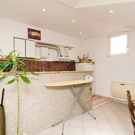La Marina Apartment
